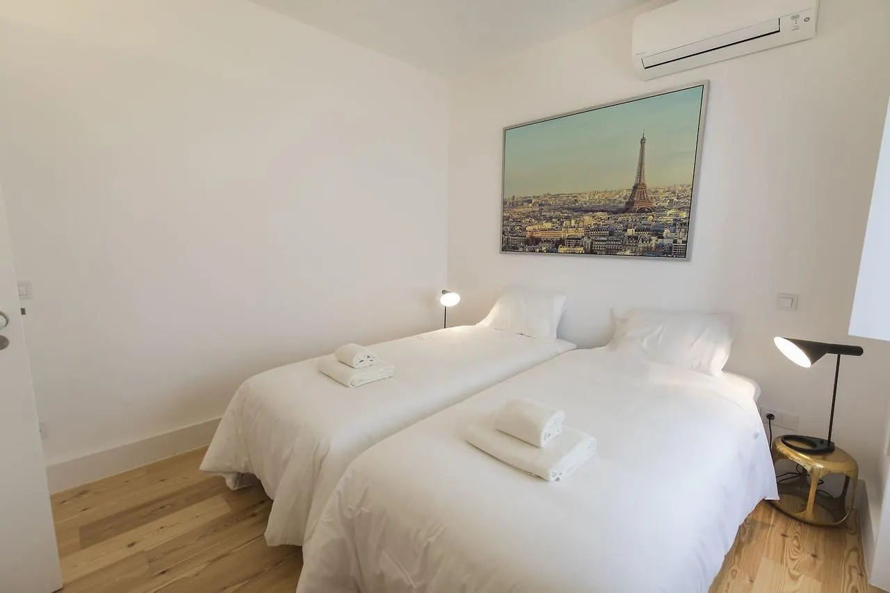Apartment Lovelystay - Chic, Citrus Home - Private Garden Lisbon