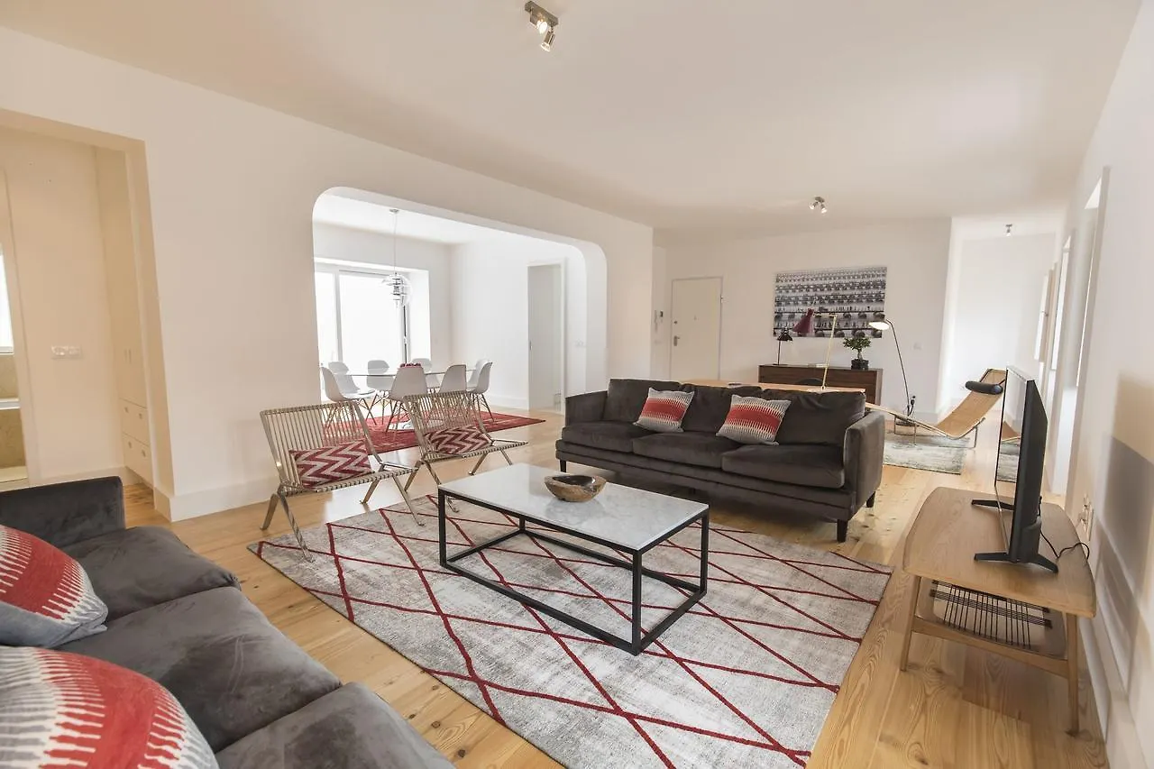 Apartment Lovelystay - Chic, Citrus Home - Private Garden Lisbon