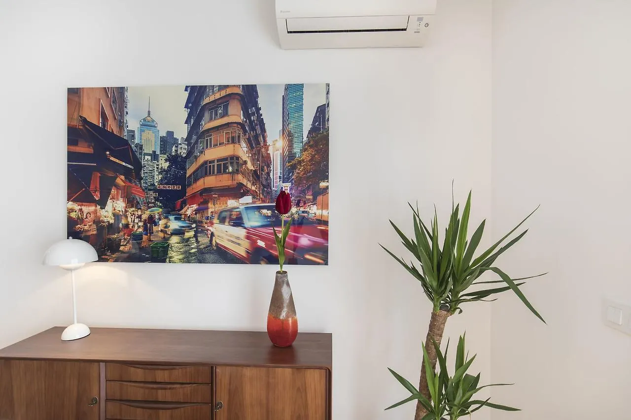 Lovelystay - Chic, Citrus Home - Private Garden Lisbon 0*,  Portugal