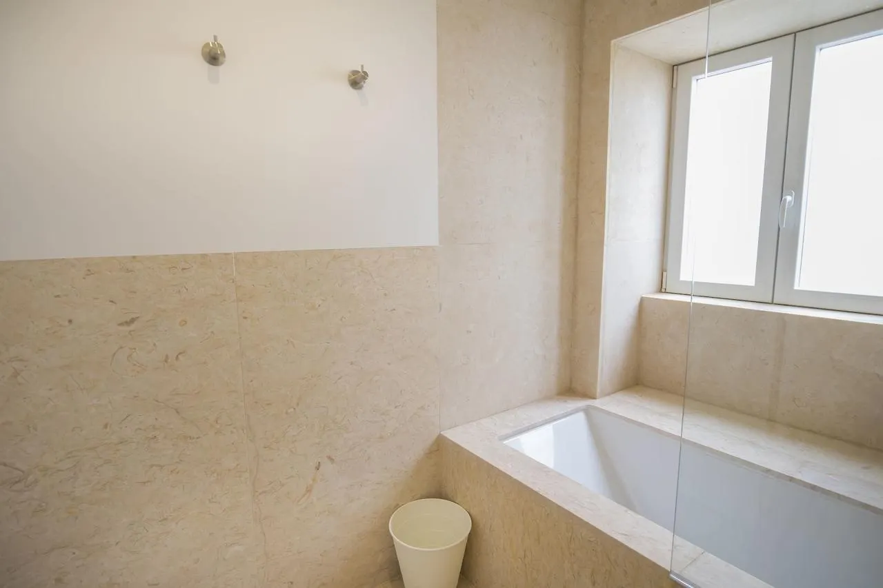 Apartment Lovelystay - Chic, Citrus Home - Private Garden Lisbon
